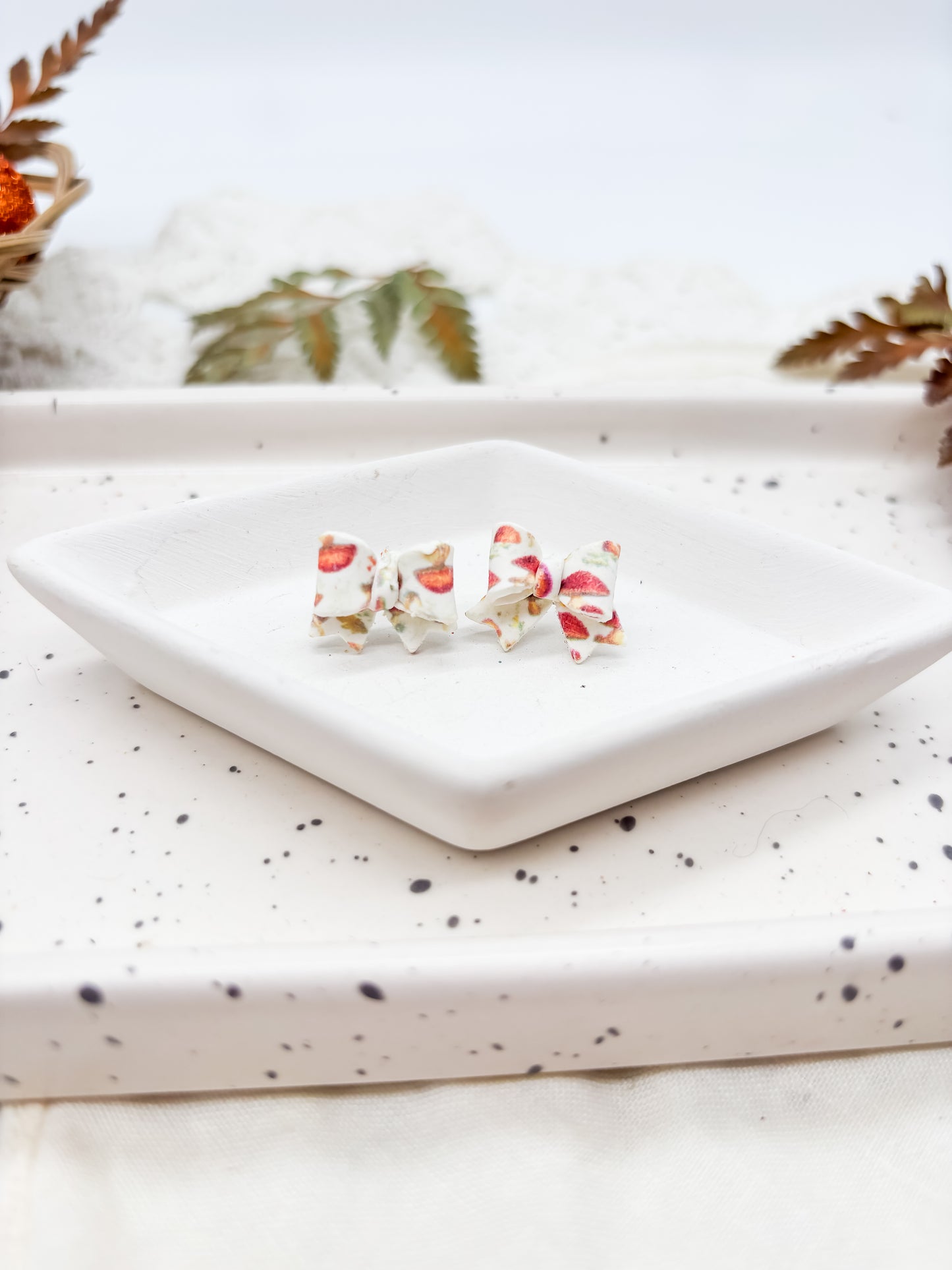 Mushroom Bows in 2 sizes