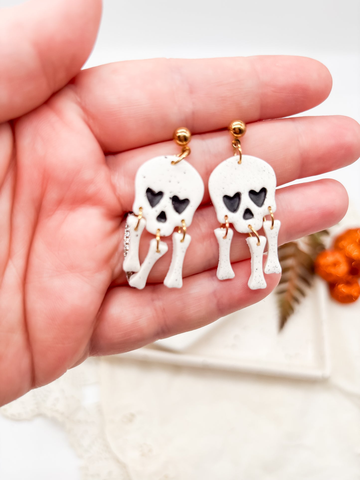 Skeleton dangles