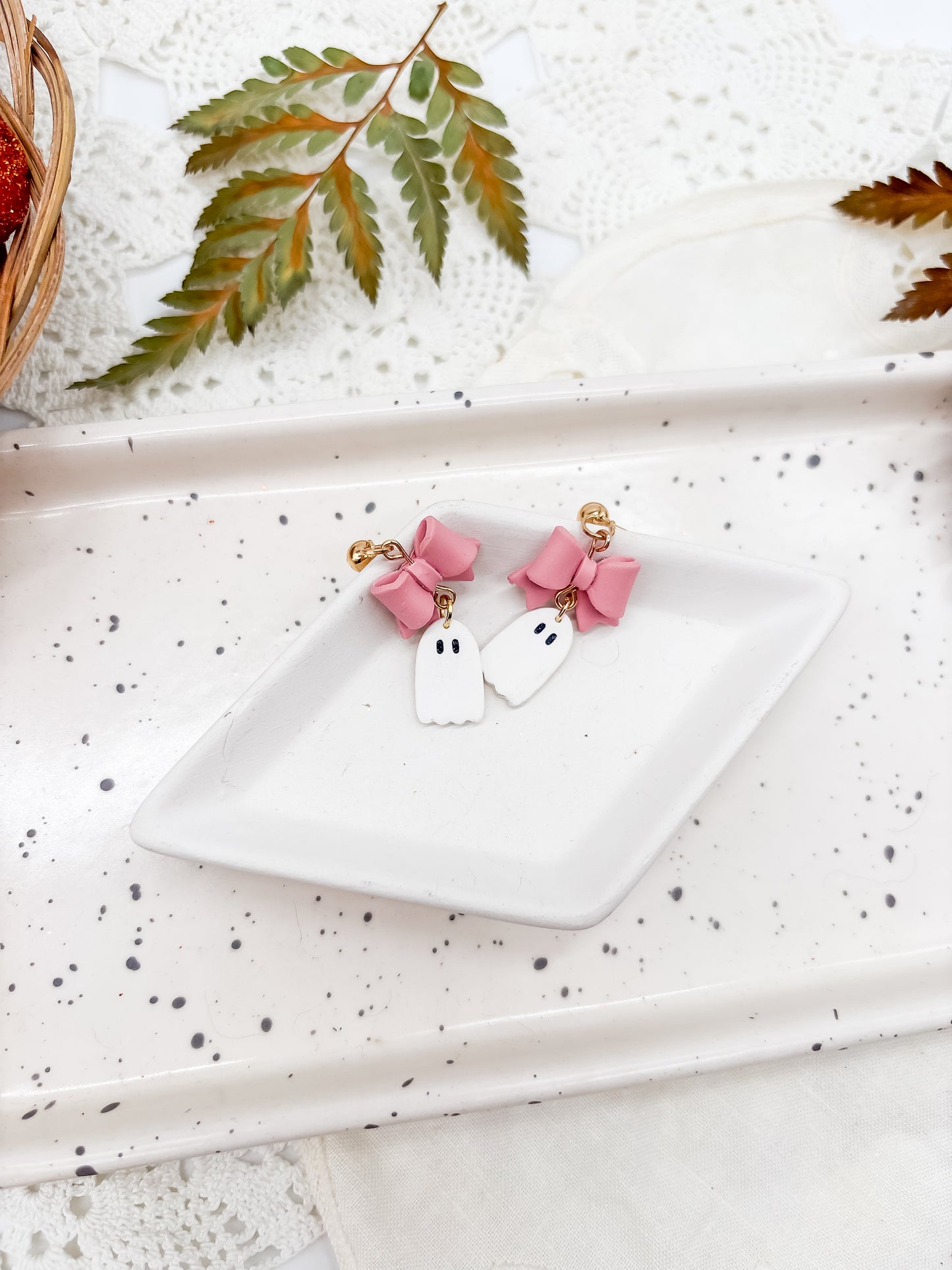Ghost bows in multi colors
