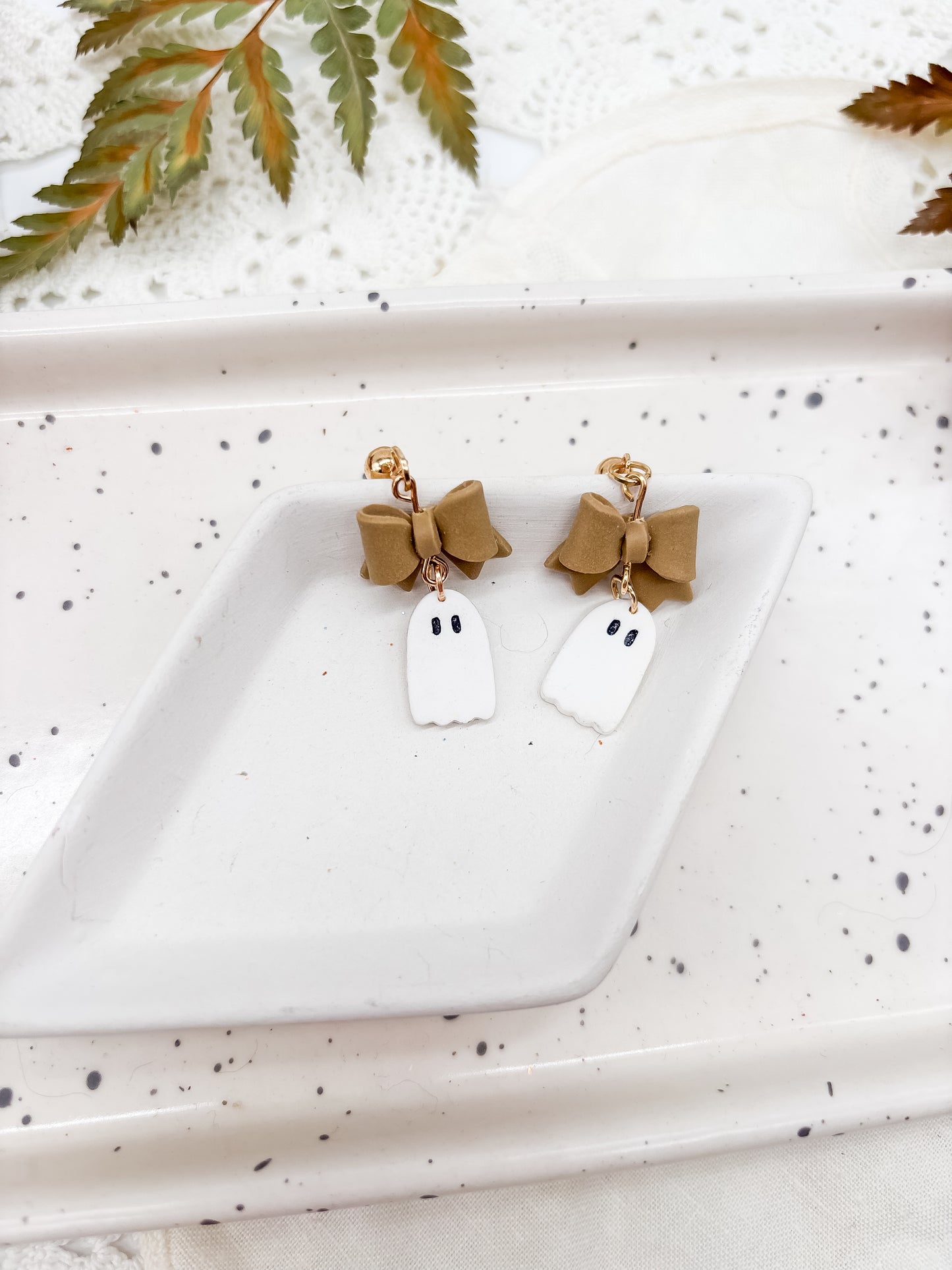 Ghost bows in multi colors