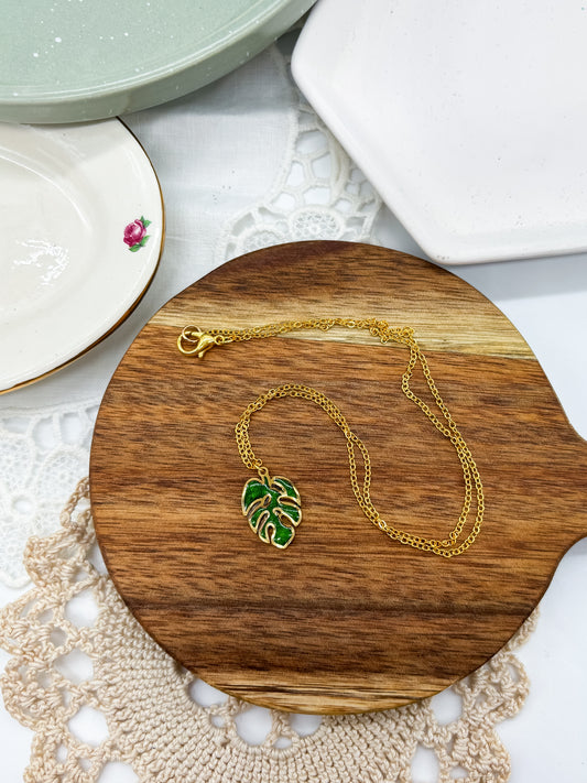 Monstera Leaf necklace