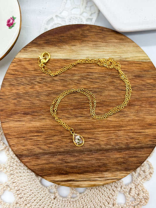 Tiny Teardrop Pendant with Pressed flowers