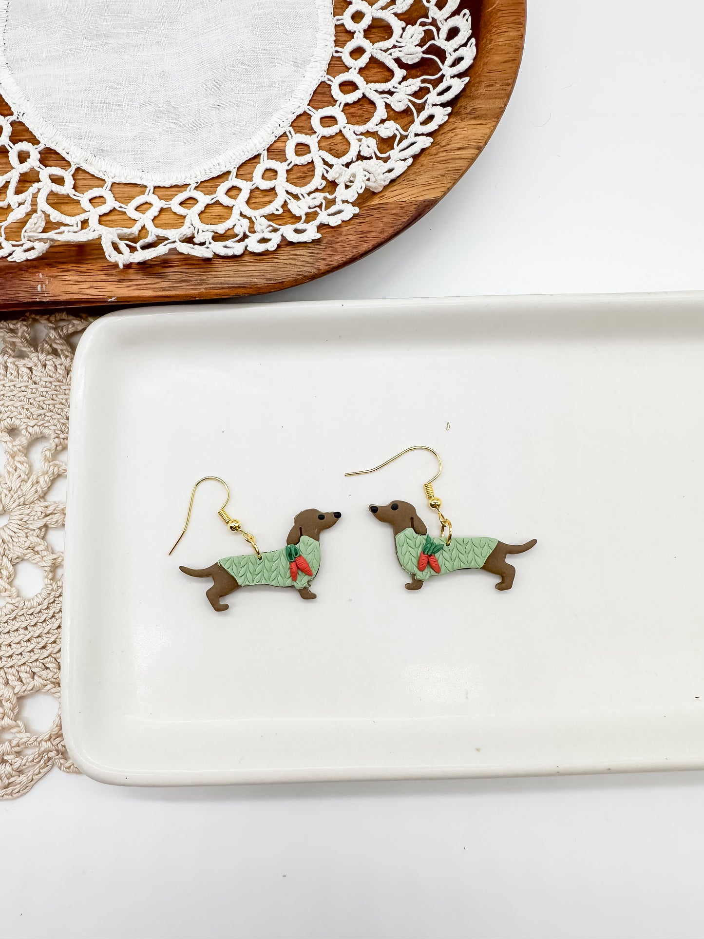 Ween earrings with carrots
