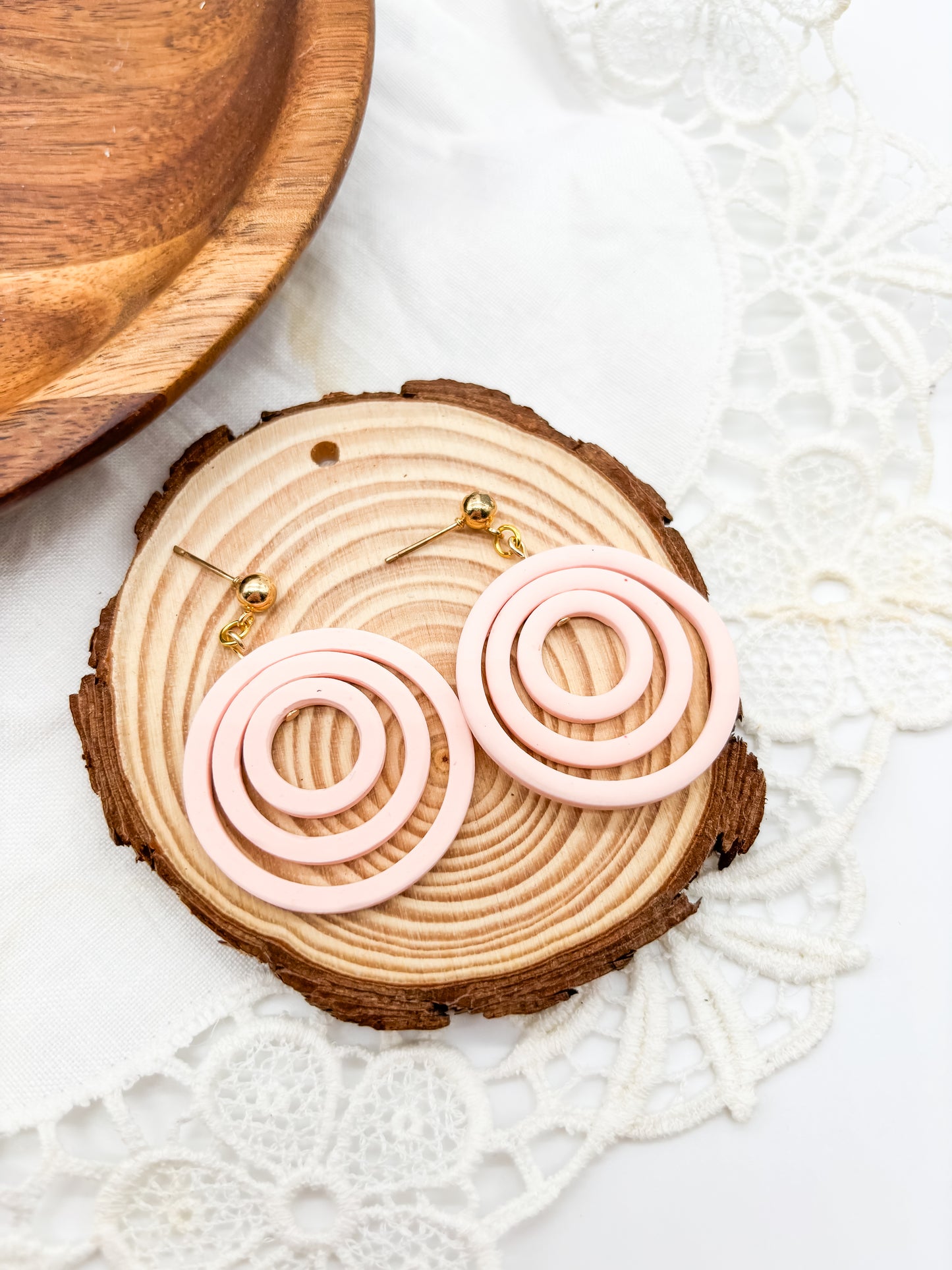 Hexagon or circle spinners in pink