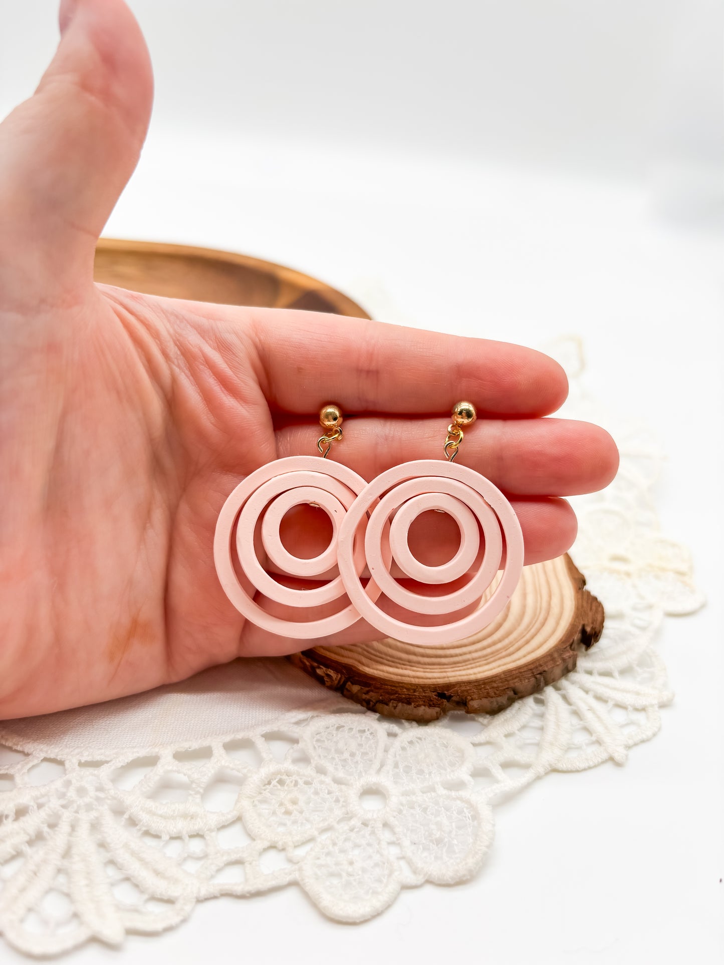 Hexagon or circle spinners in pink
