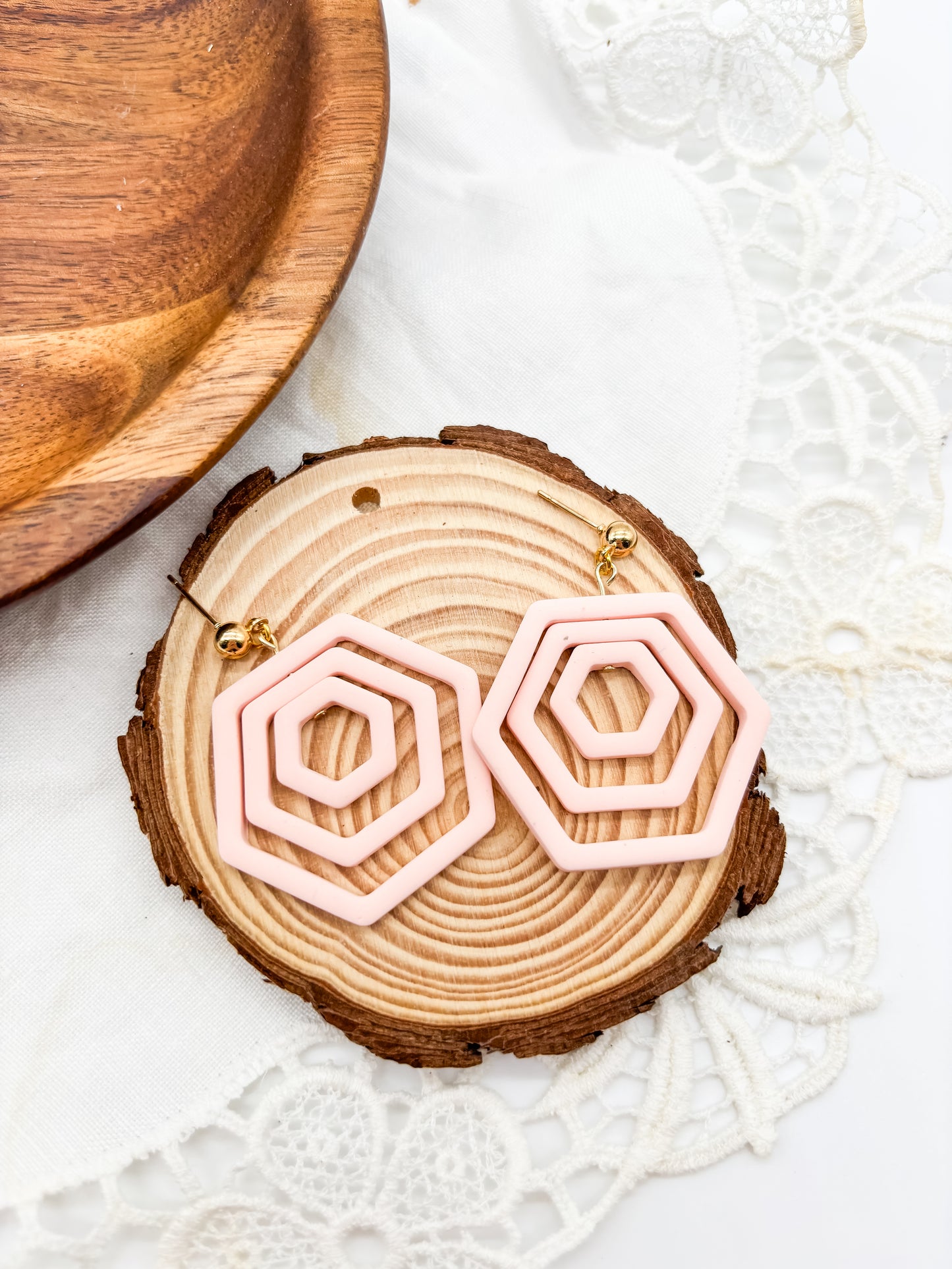 Hexagon or circle spinners in pink