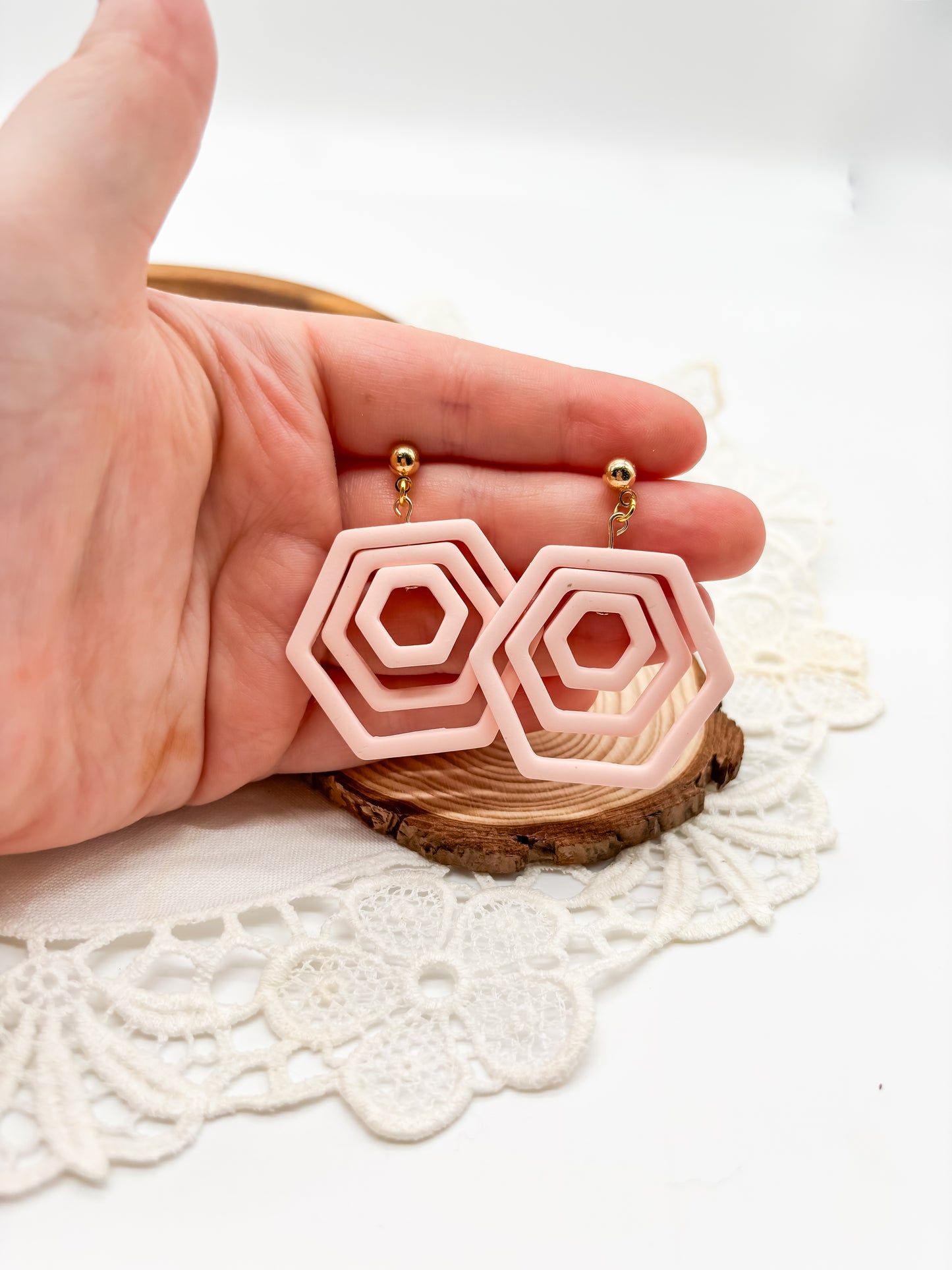 Hexagon or circle spinners in pink