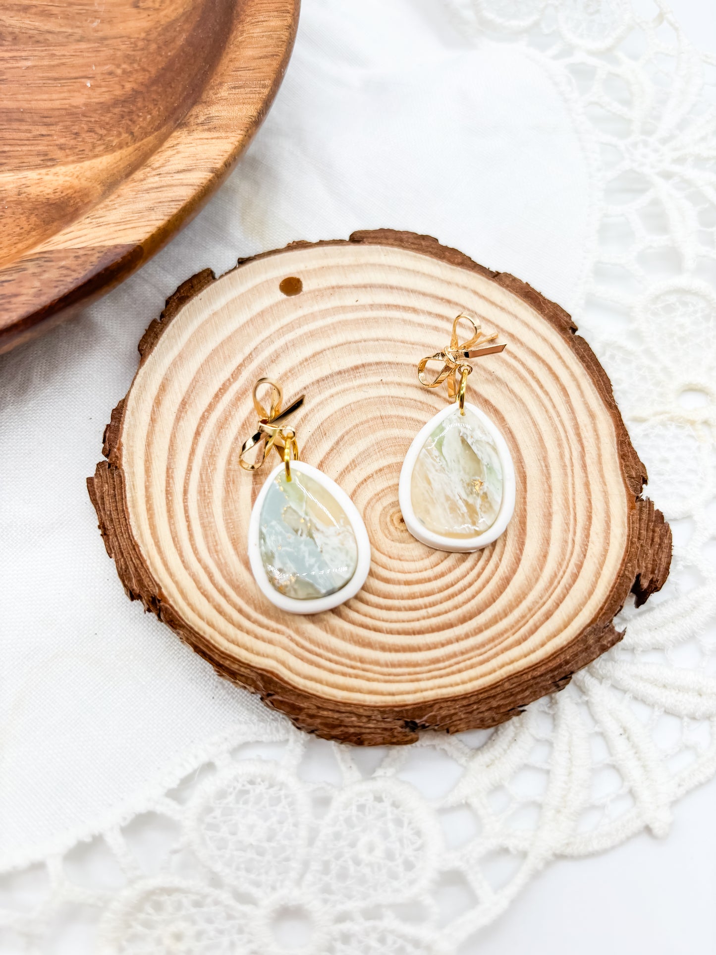 Faux jade teardrop dangle with gold bow post