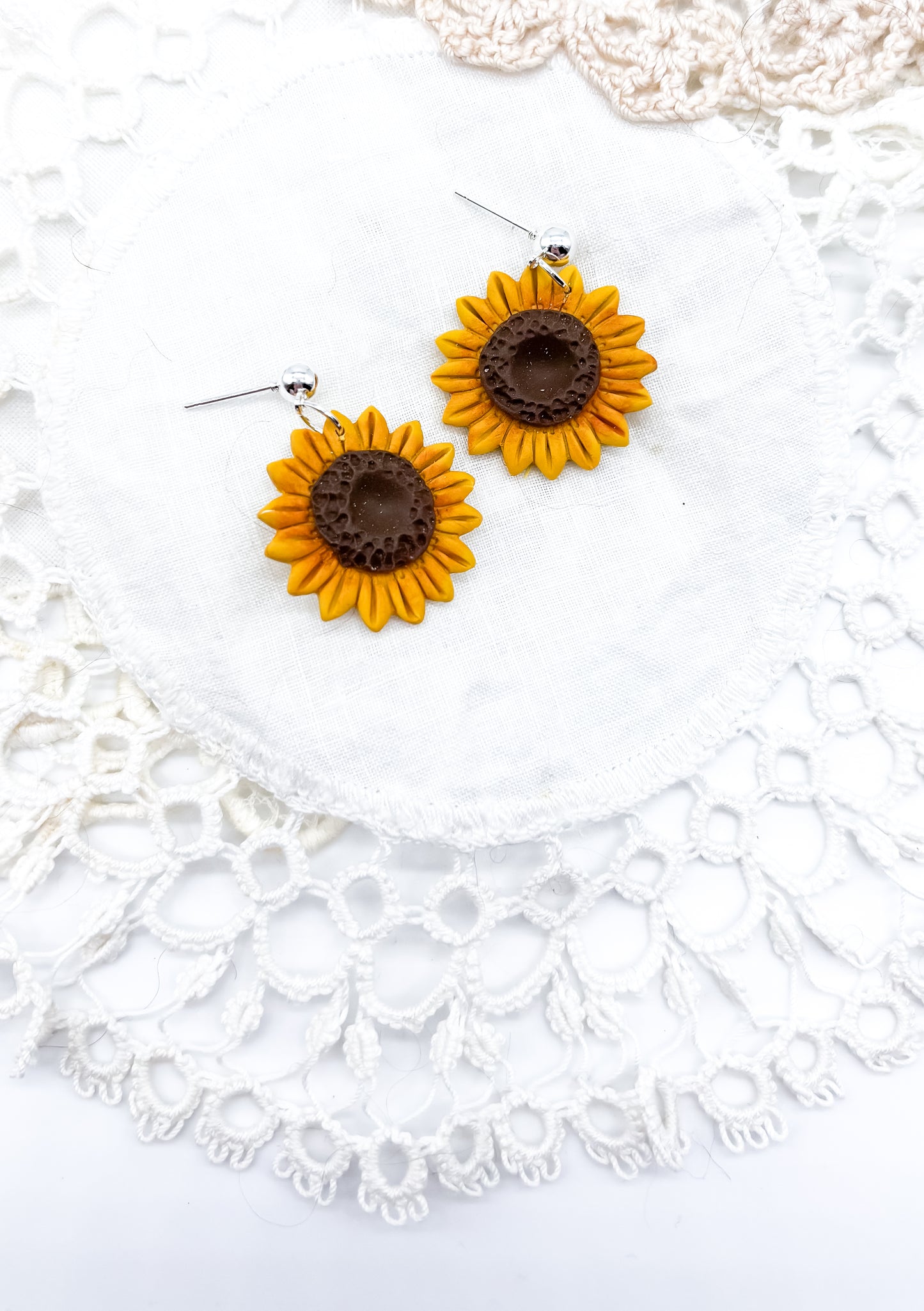 Sunflower dangle