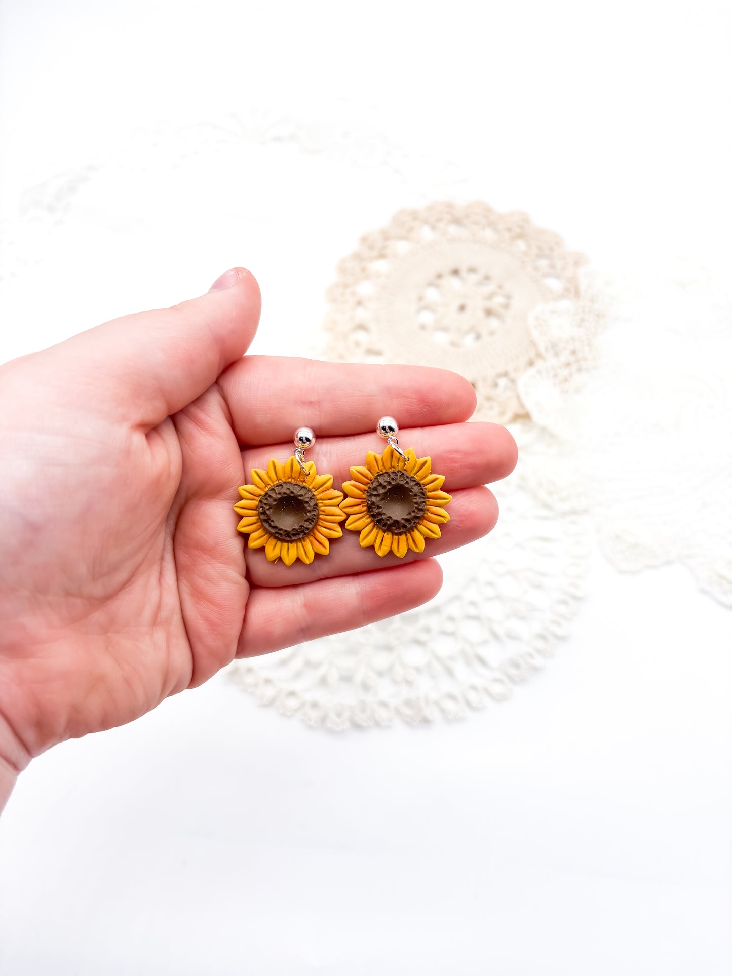 Sunflower dangle