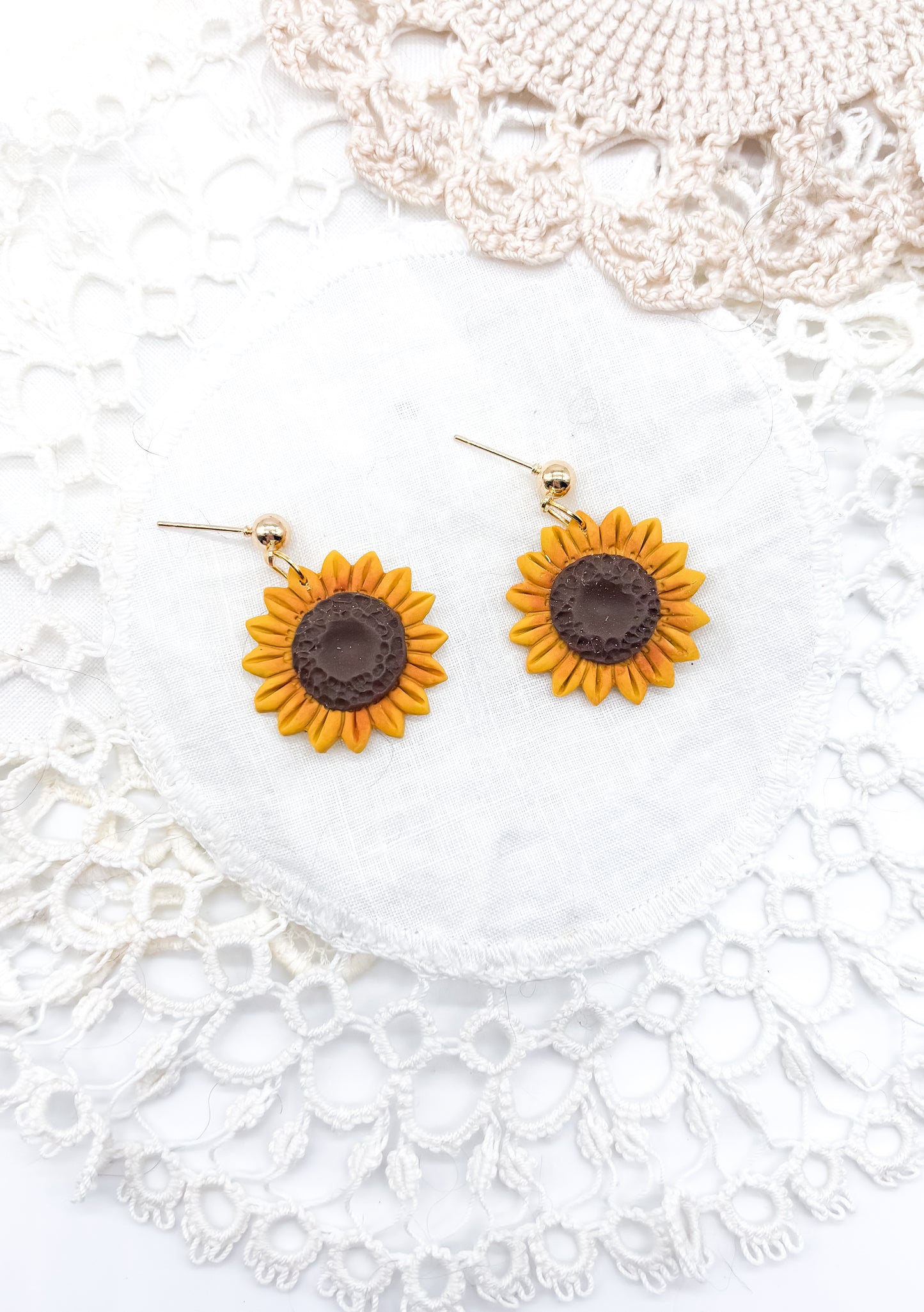 Sunflower dangle