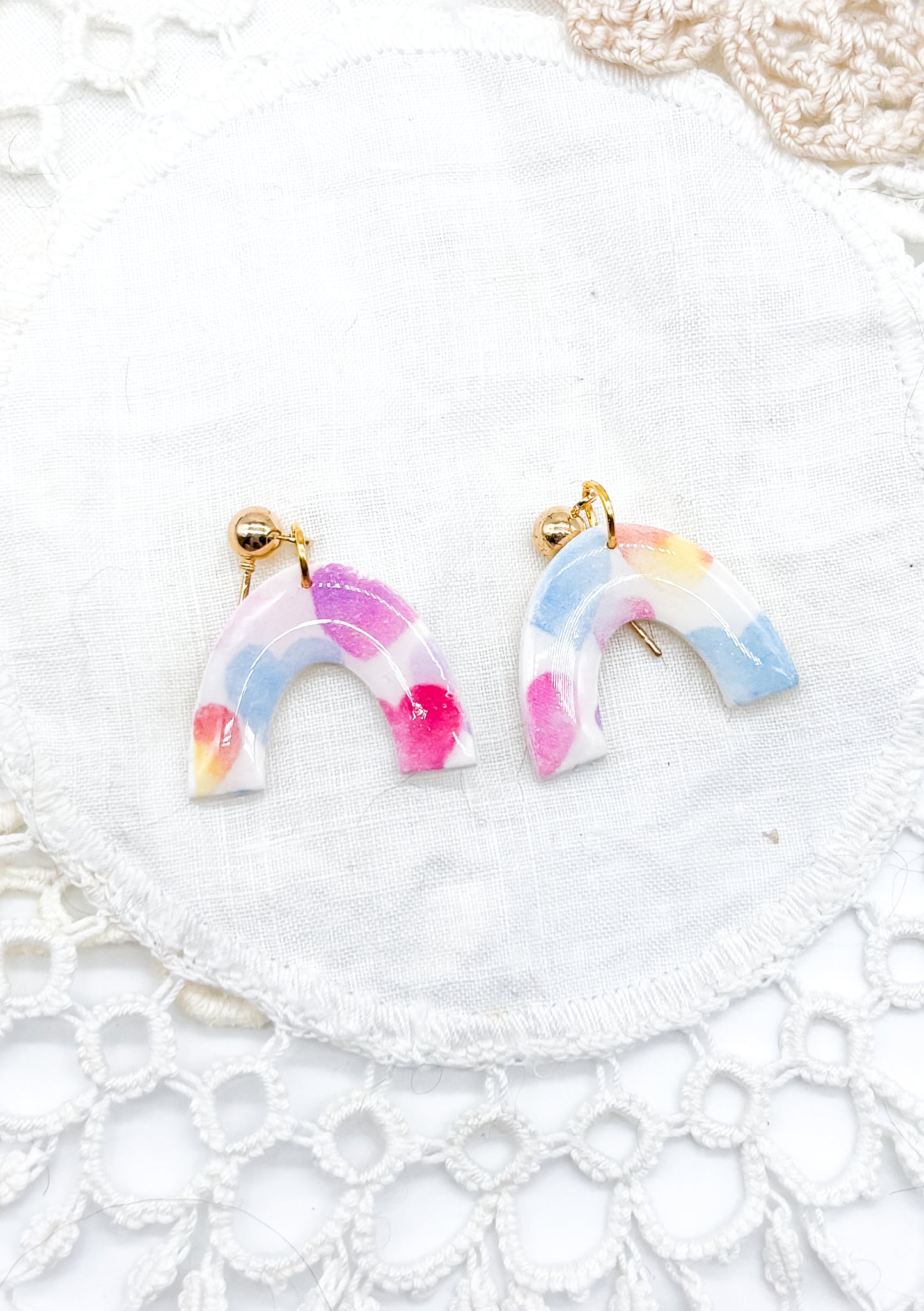 Small Pastel rainbow heart dangles
