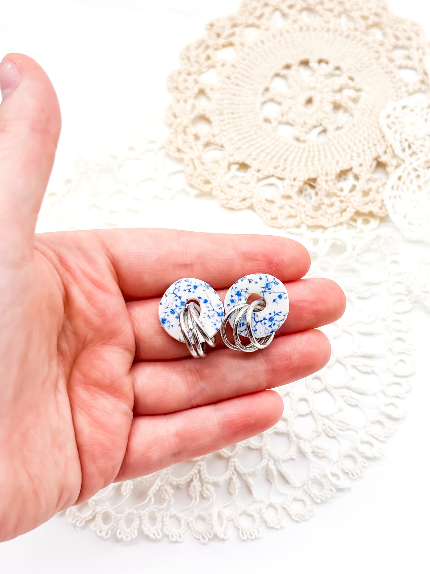 Tiny blue flower print studs. with rings