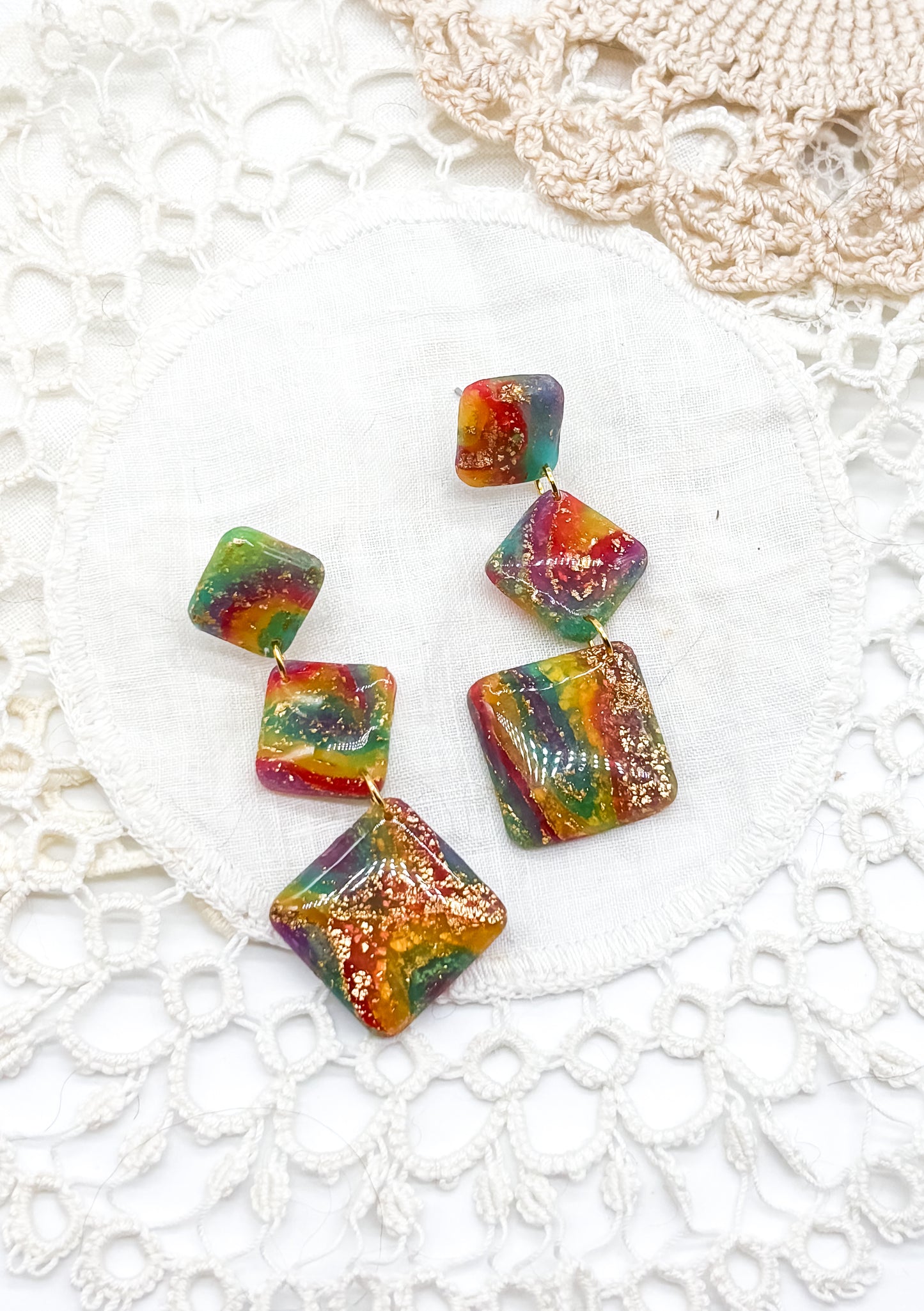 Rainbow square dangles