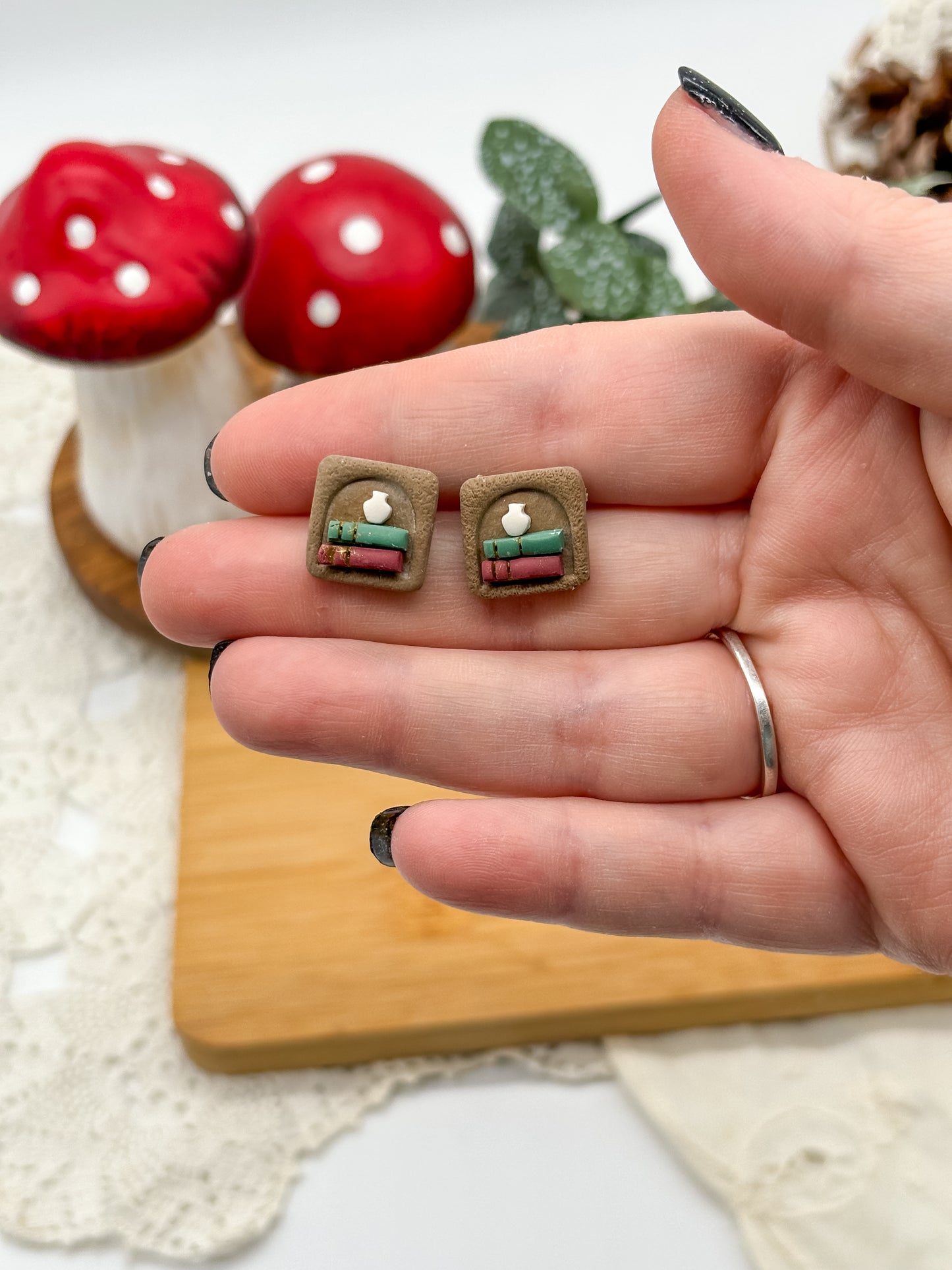 Square bookshelf earring