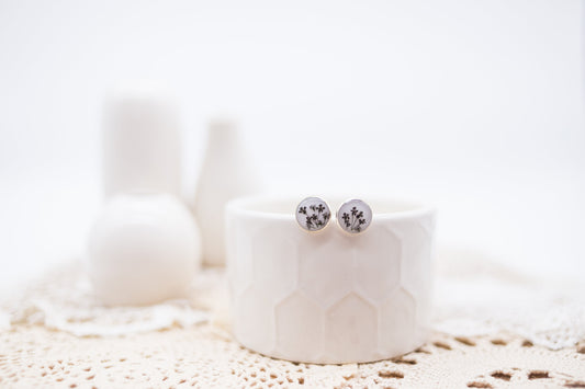 Pressed flower stud earrings