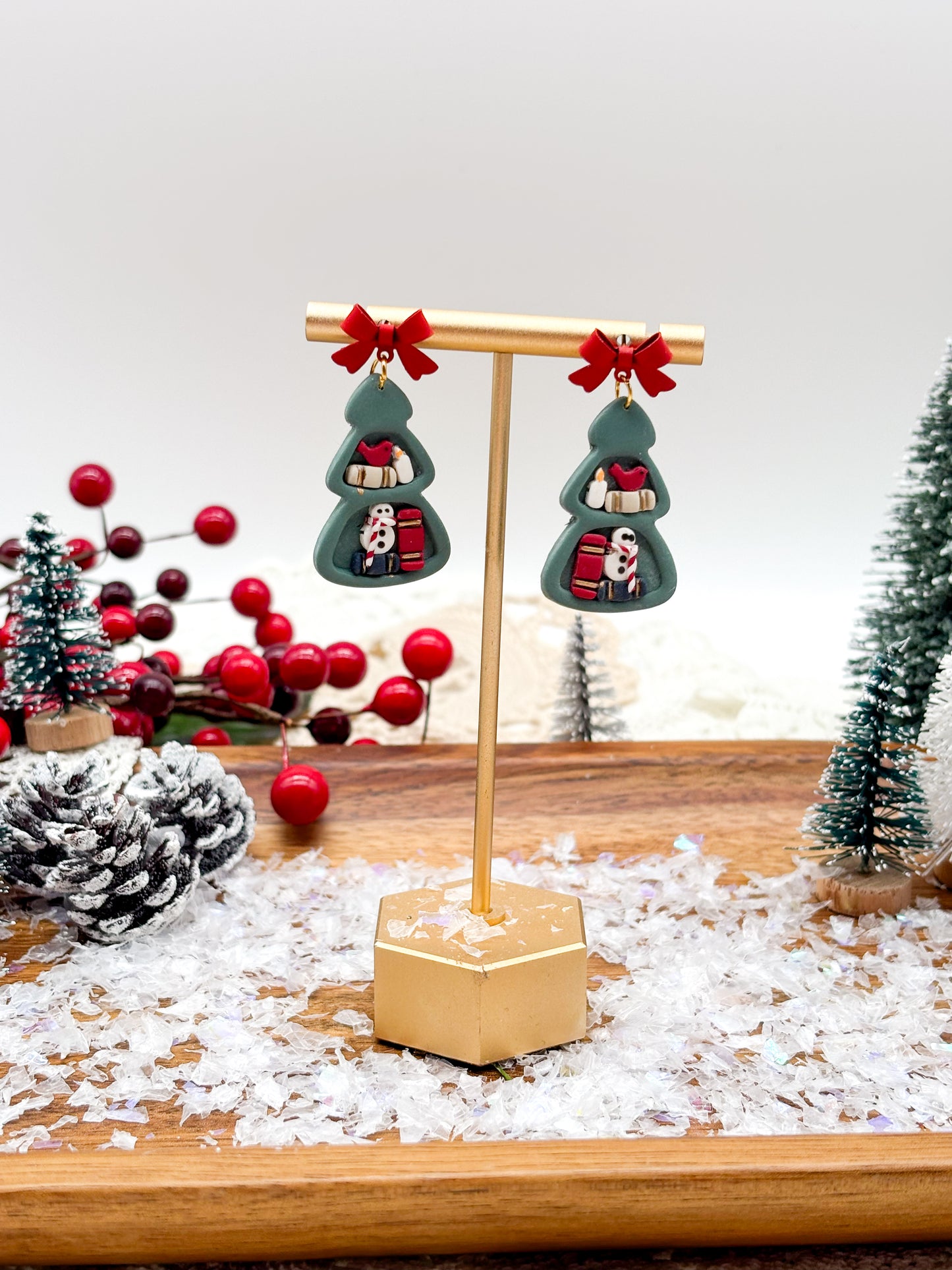 Christmas tree bookshelf earrings