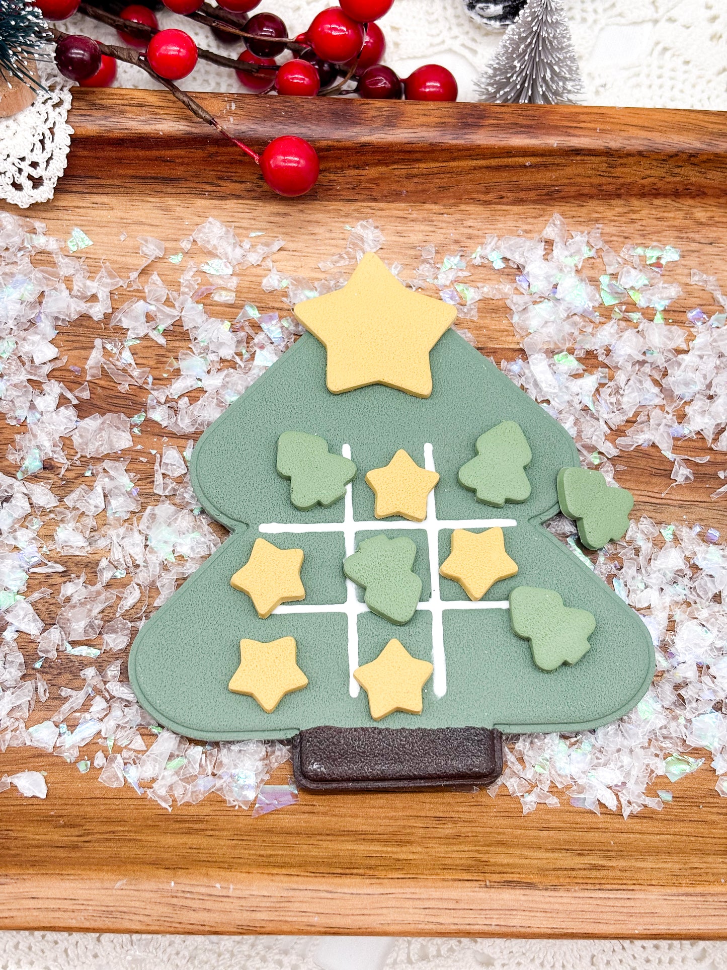 Snowman or Tree Tic Tac Toe Board