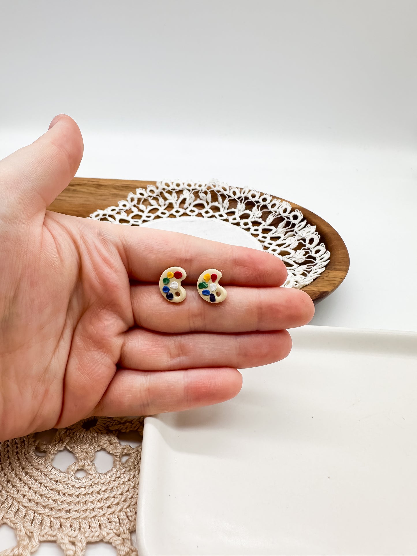 Paint Pallet studs