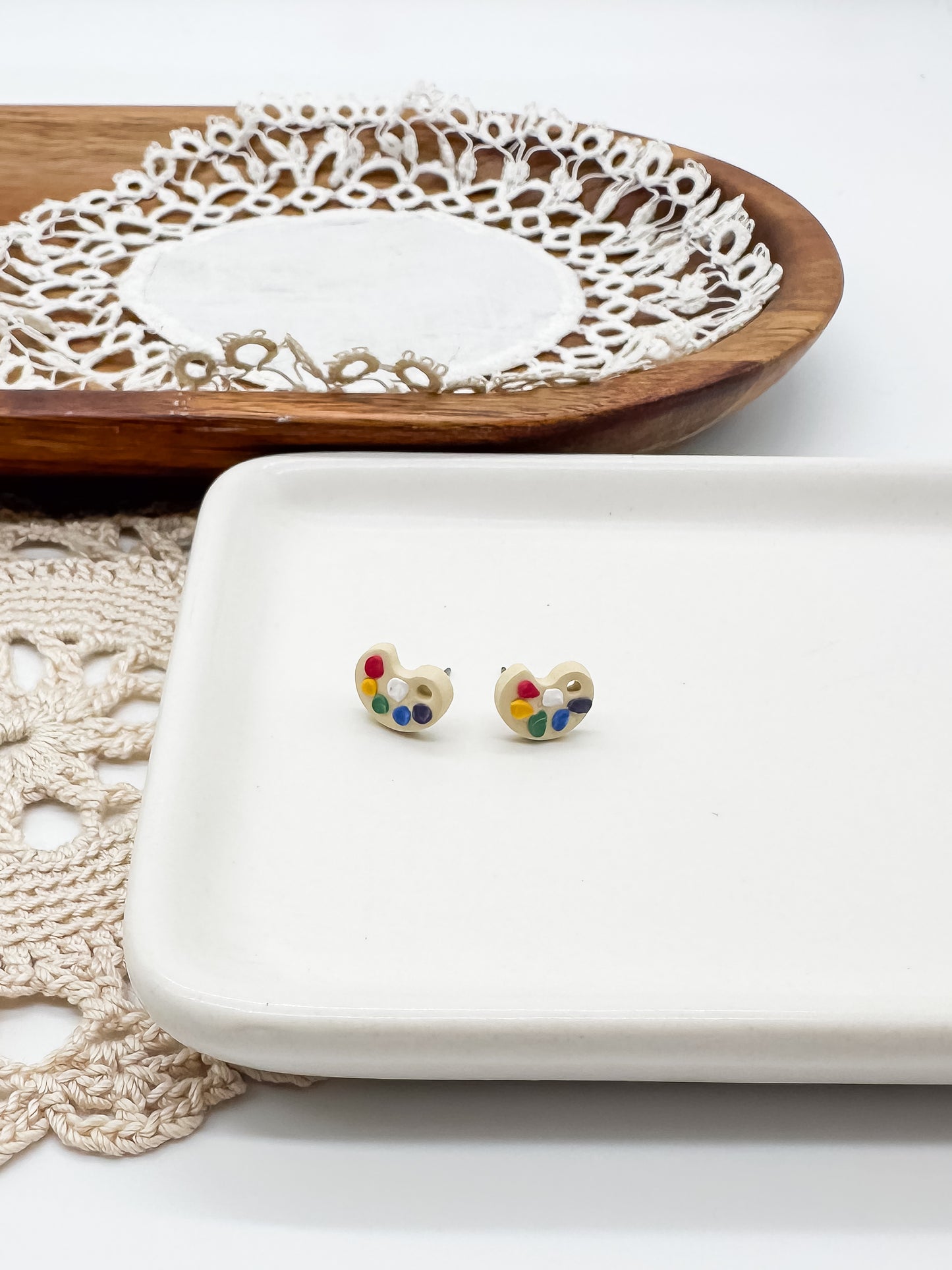 Paint Pallet studs