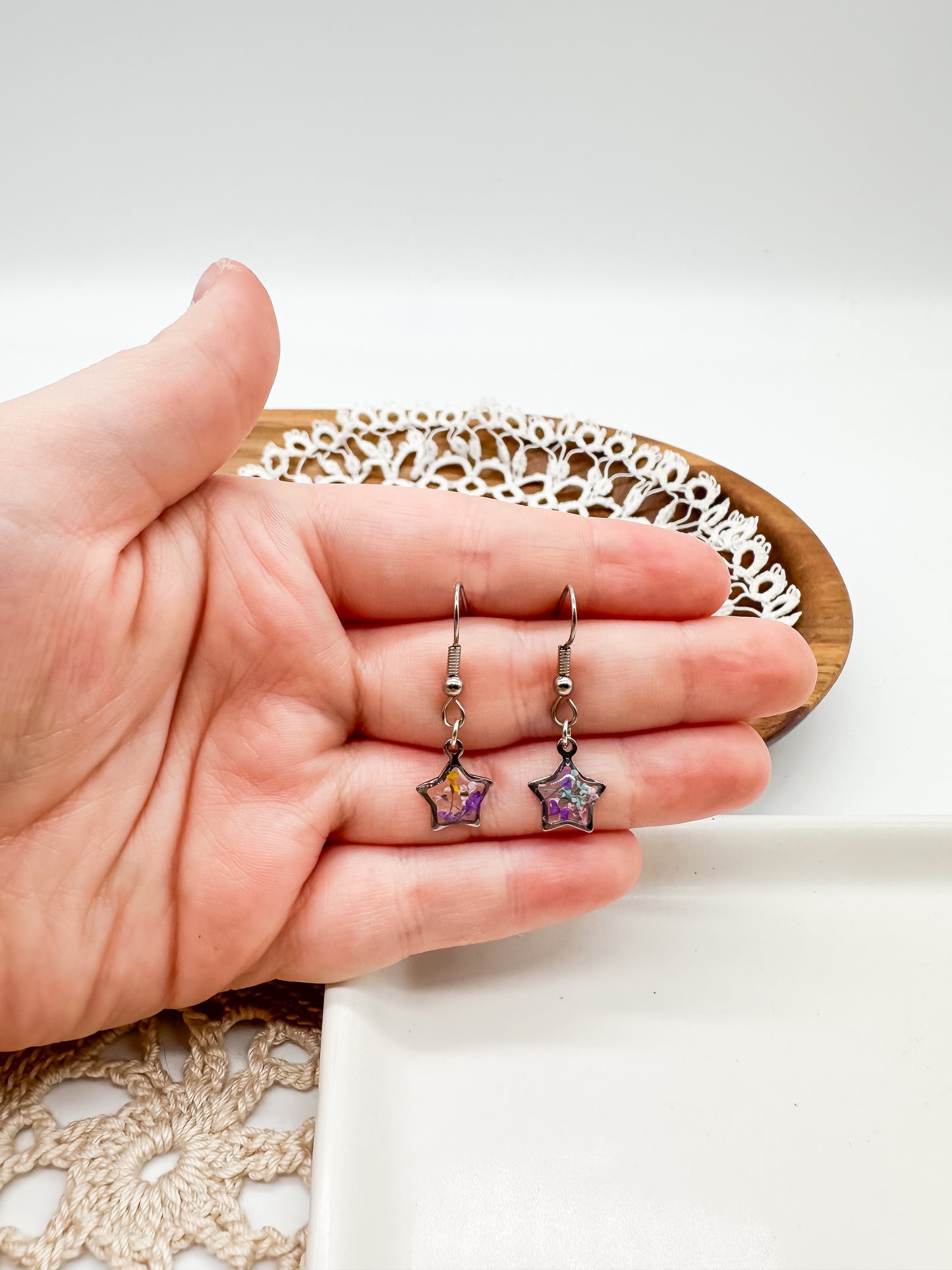 Dainty star dangles