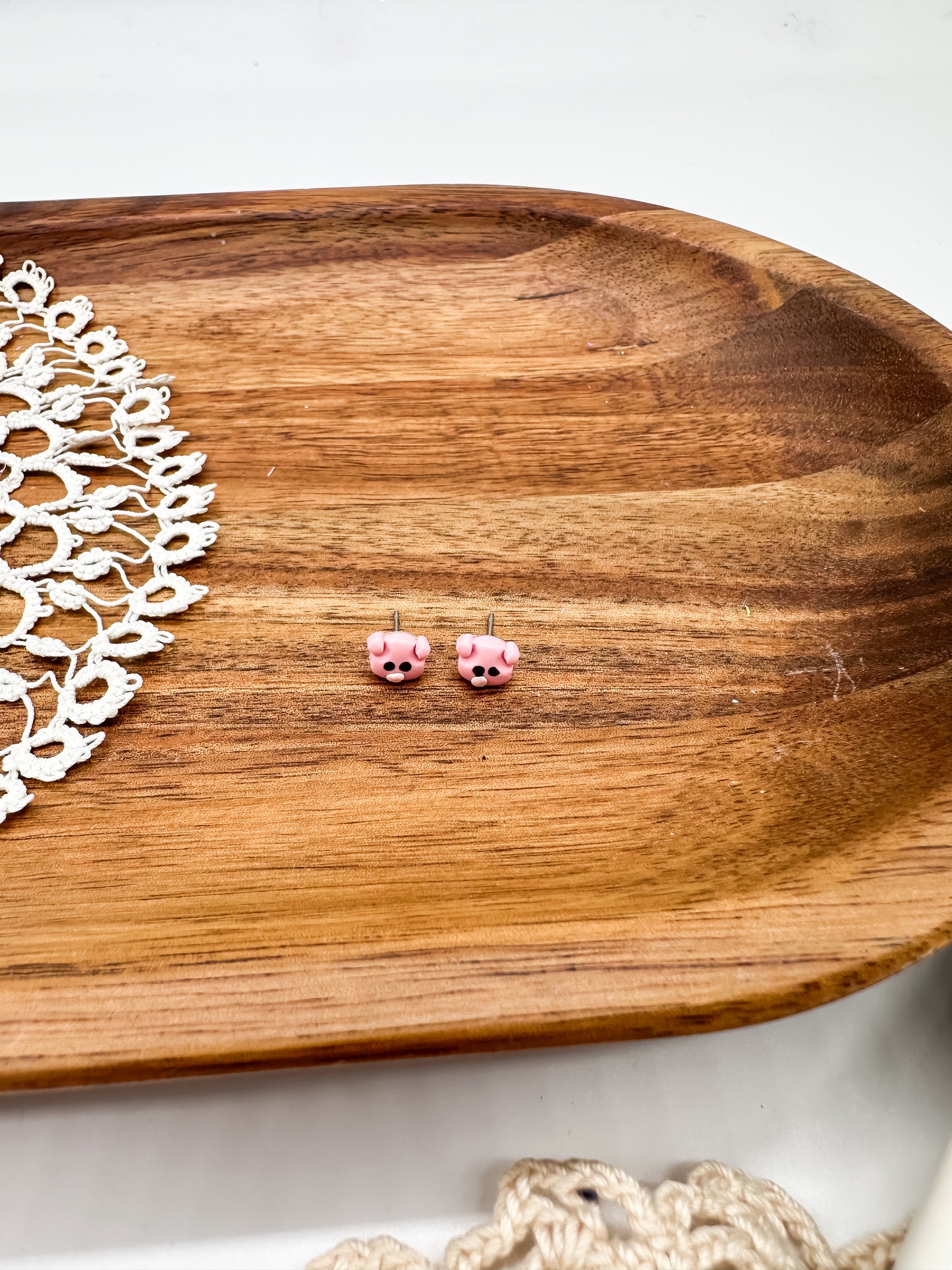 Tiny pig studs