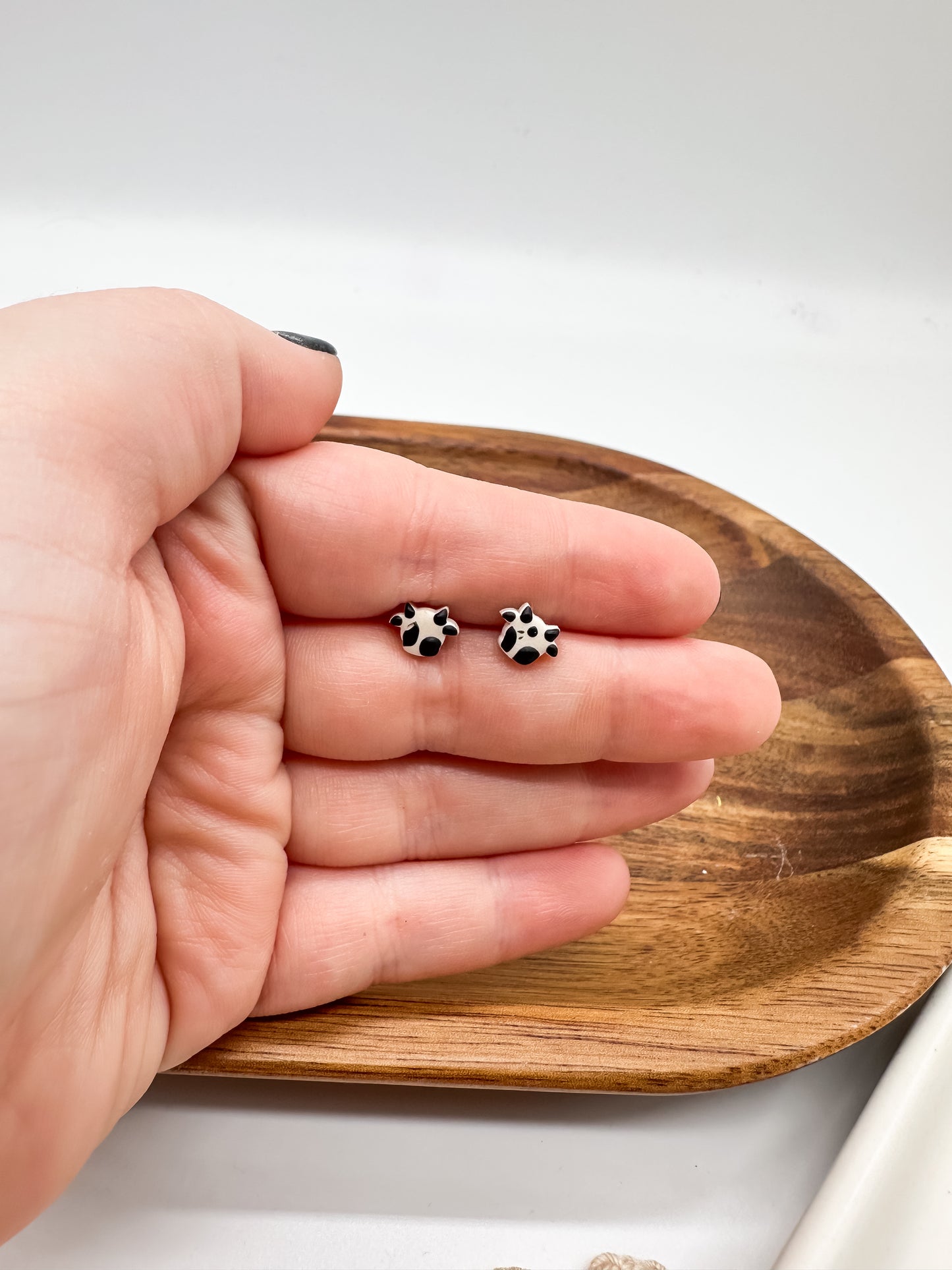 Tiny Cow studs