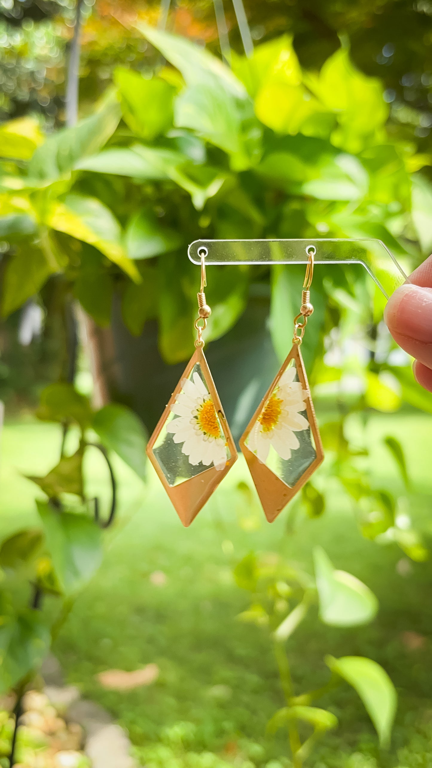 Small diamond shaped daisy dangles